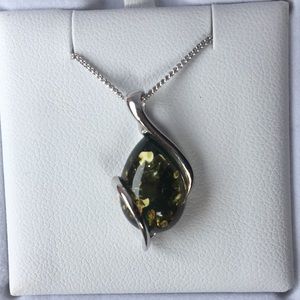 Genuine green amber platinum 925 necklace